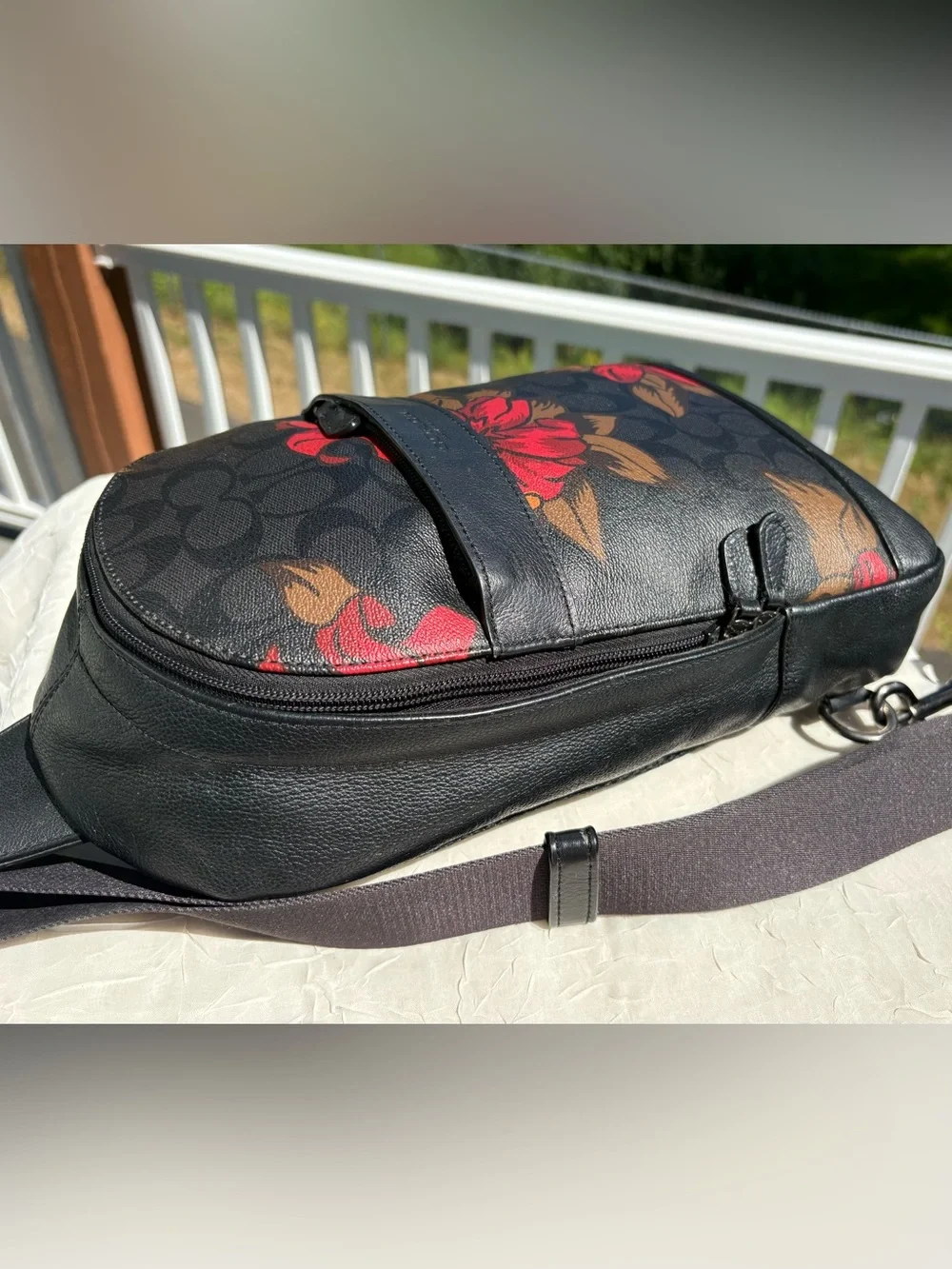COACH Charles Pack With Hawaiian Lily Print 24726
